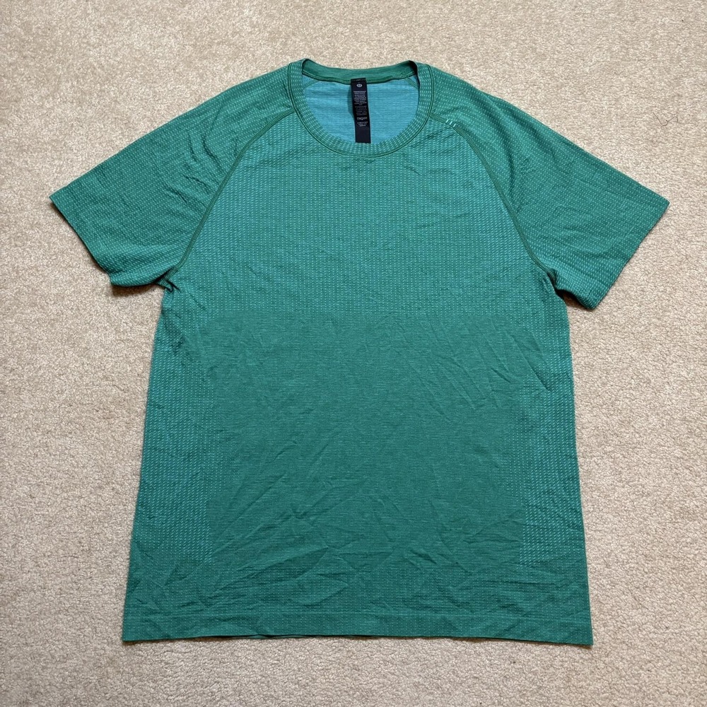 lululemon athletica Men's Short Sleeve Tee in Teal Green